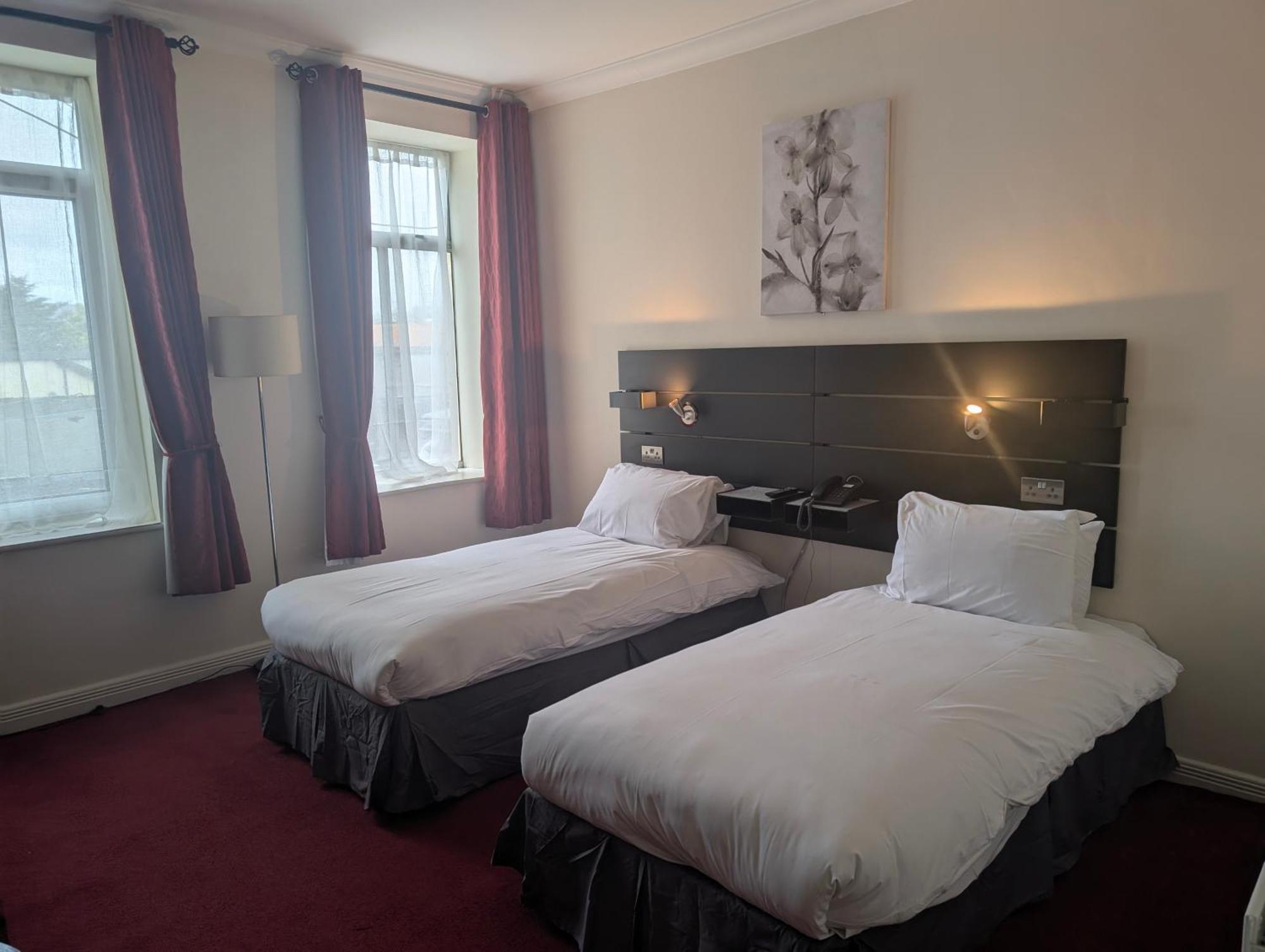 The Western Hotel كلاريموريس المظهر الخارجي الصورة